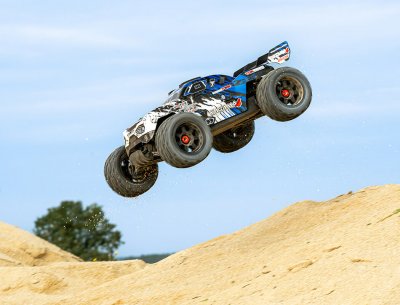 CORALLY KAGAMA-4 BRUSHLESS 4S BASHER TRUCK RTR - BLÅ