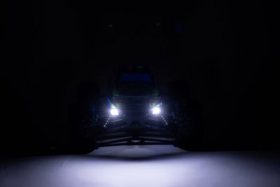 BLACKZON SLYDER MT 1/16 4WD RTR RÖD - LEDLJUS INGÅR